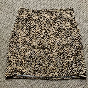 Brandy Melville cheetah leopard skirt